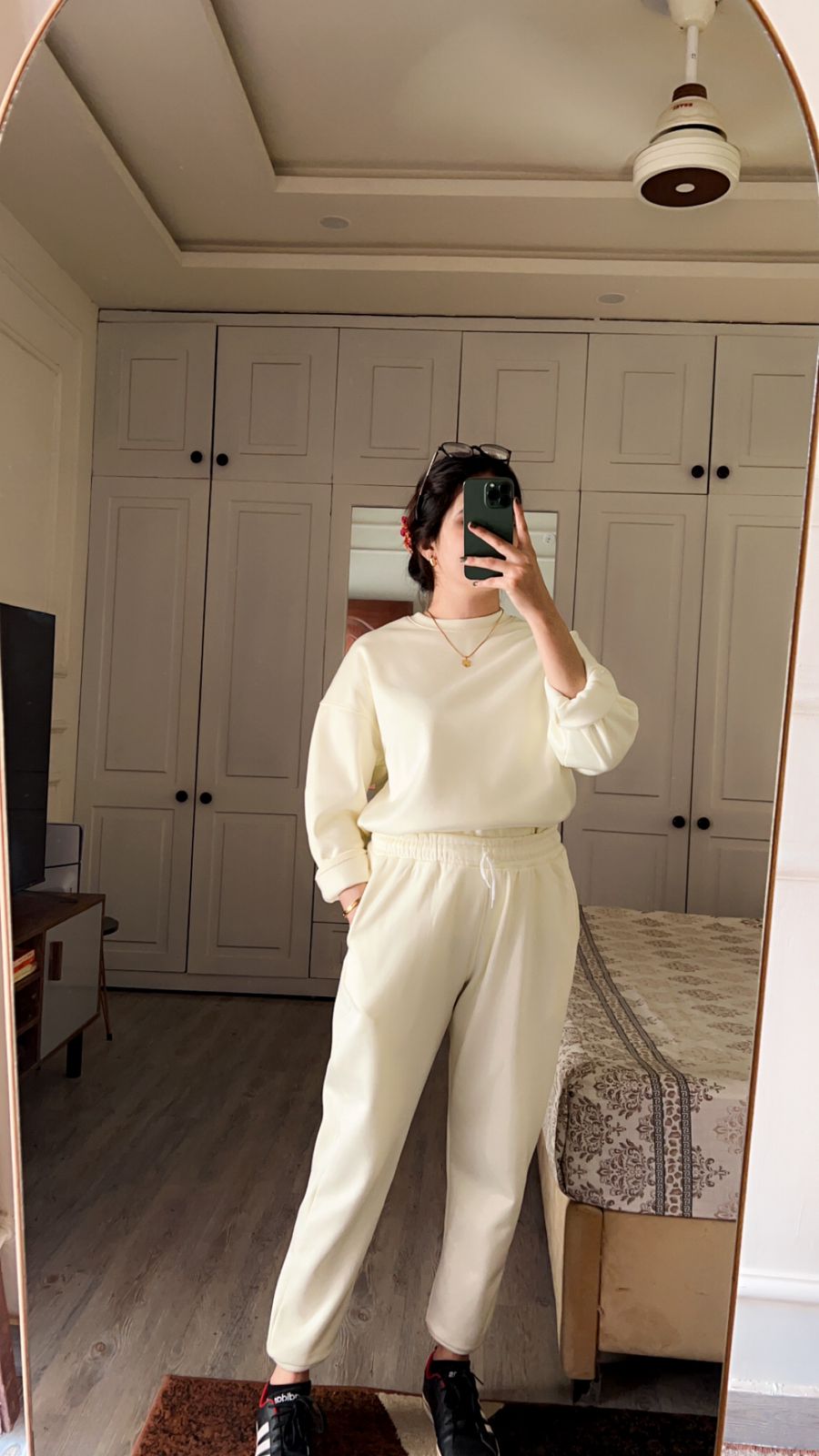 lavish 2pc