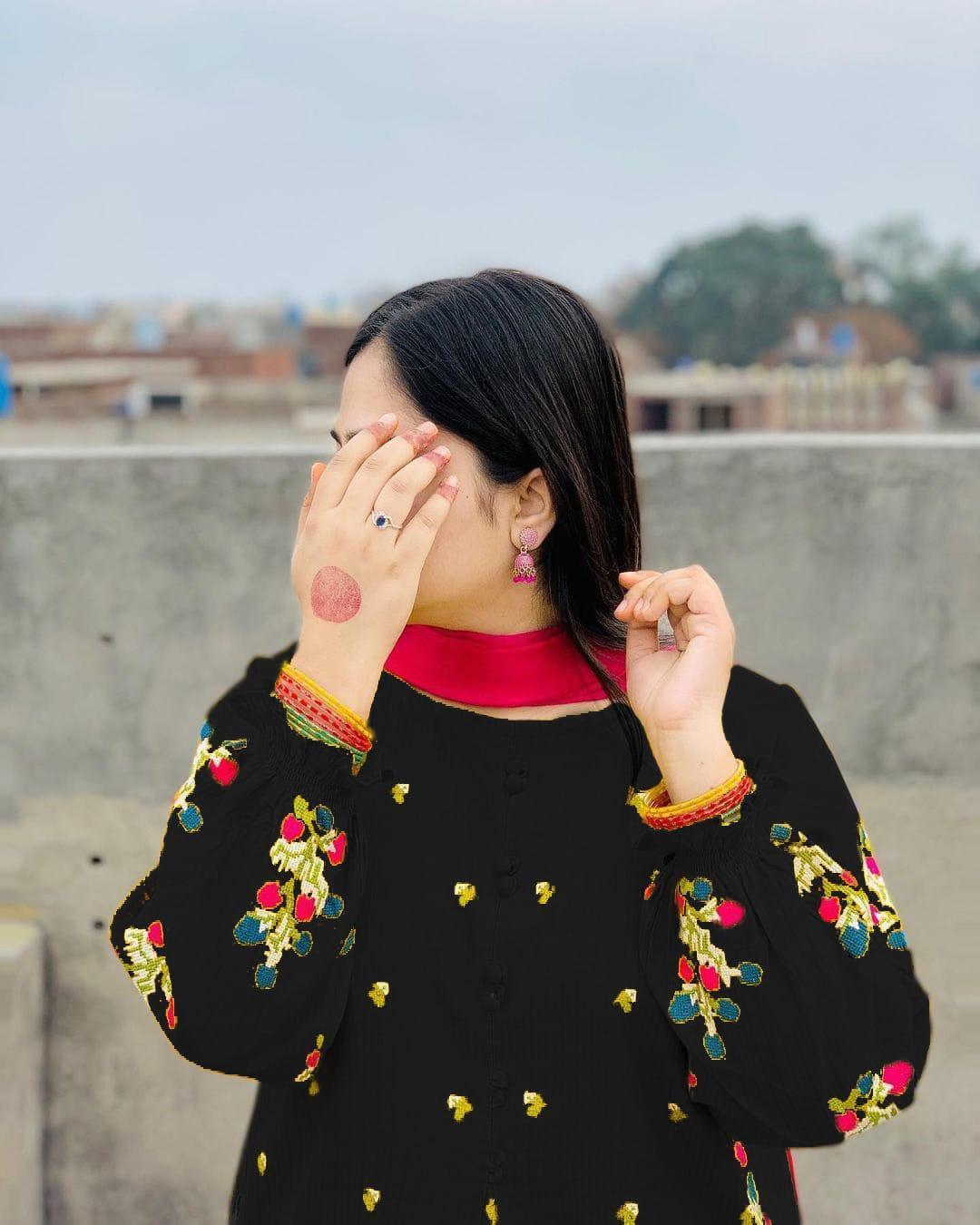 EMBROIDERY 2pc
