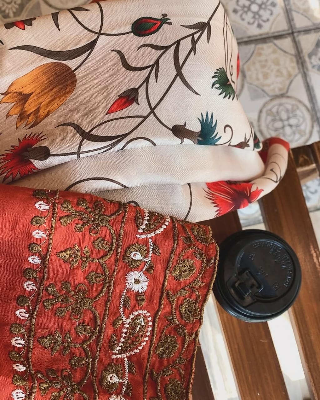 AYAT- 3PC EMBROIDERED WITH&nbsp; DIGITAL SHAWL